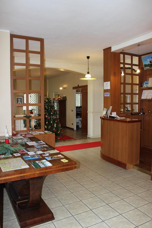 Hotel De La Ville Bereguardo Dış mekan fotoğraf