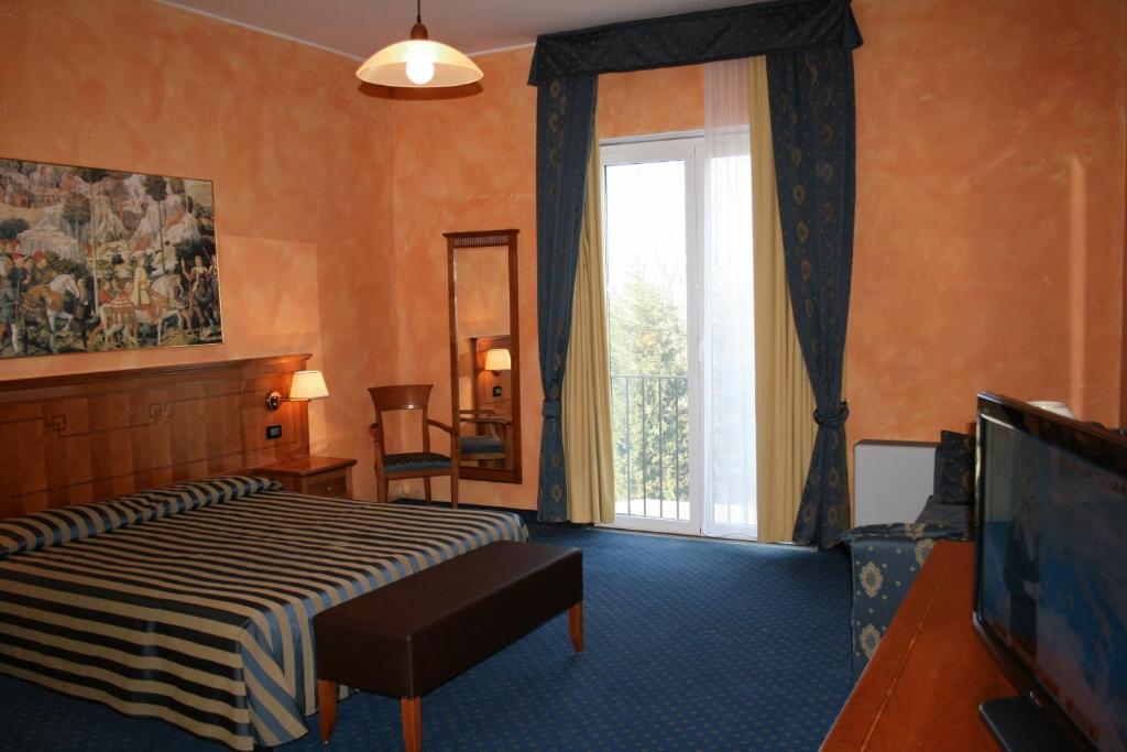 Hotel De La Ville Bereguardo Dış mekan fotoğraf