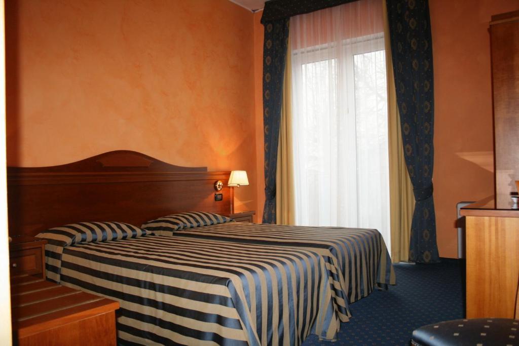 Hotel De La Ville Bereguardo Dış mekan fotoğraf